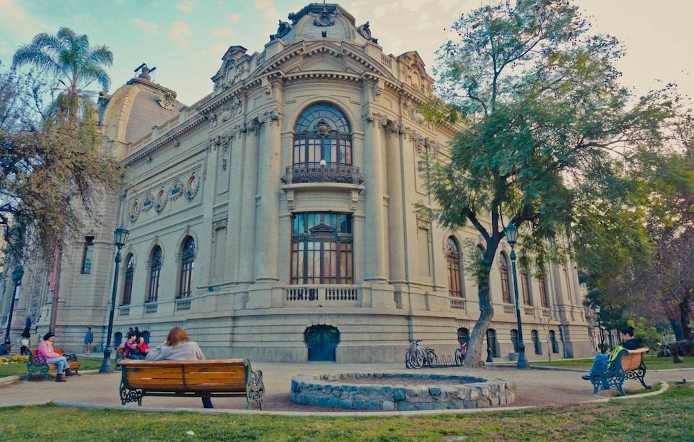 Park Plaza Apart Hotel Сантяго Екстериор снимка
