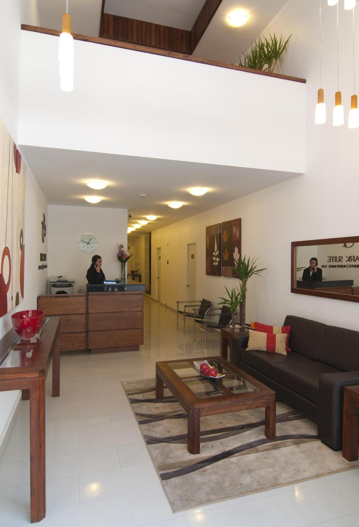 Park Plaza Apart Hotel Сантяго Екстериор снимка